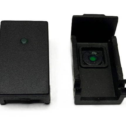 Button Plastic w/green eye 10XD