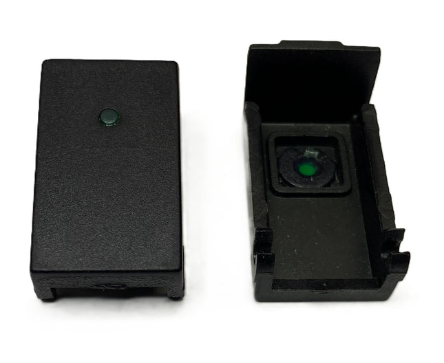 Button Plastic w/green eye 10XD