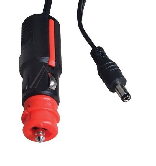 Kabel fra sigarettkontakt til 5,5 mm plugg