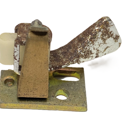 Emergency stop complete 212273 (has some rust)
